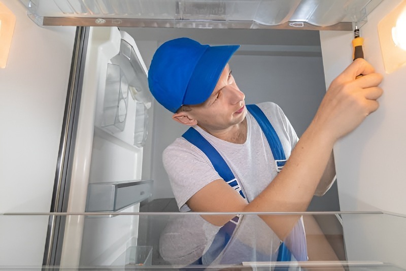 Refrigerator repair in National City